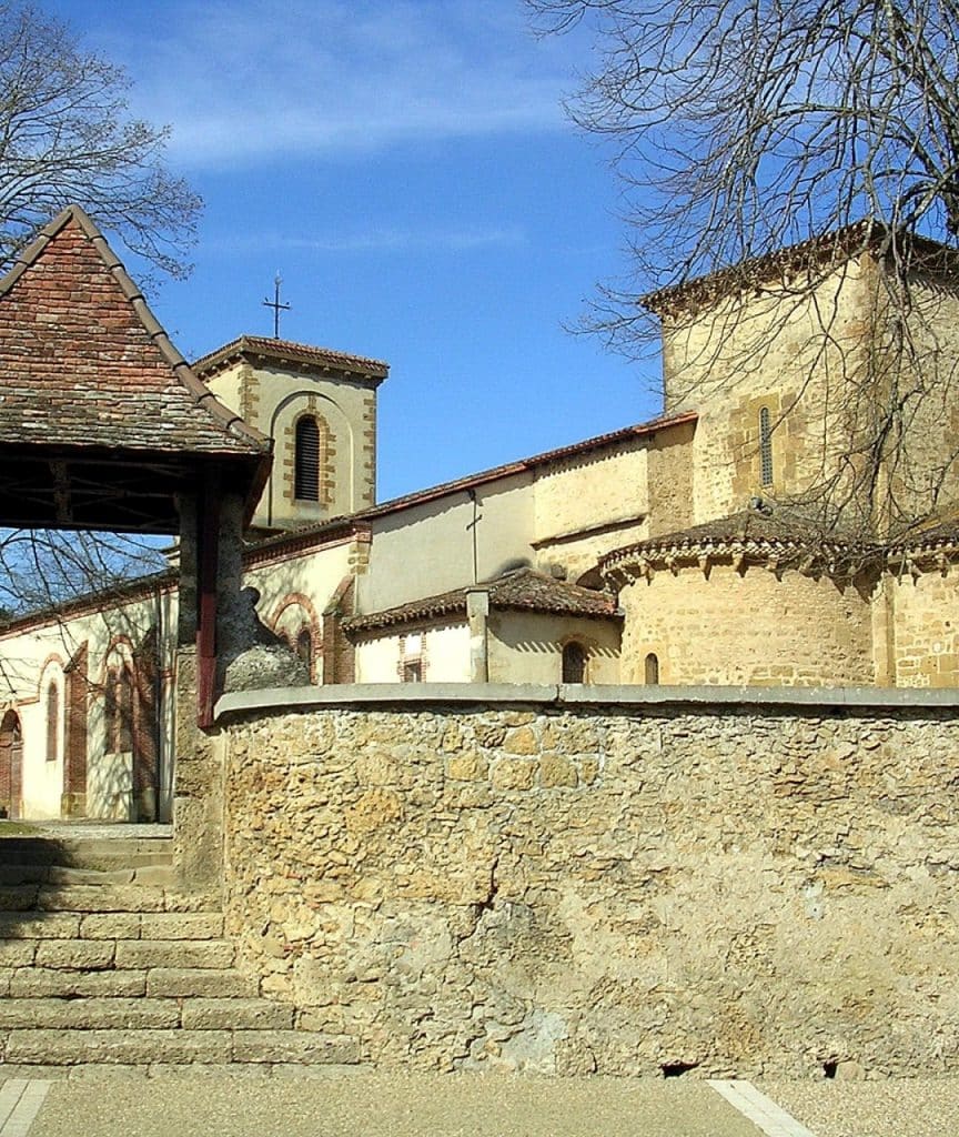 Eglise St Pierre Mont 1