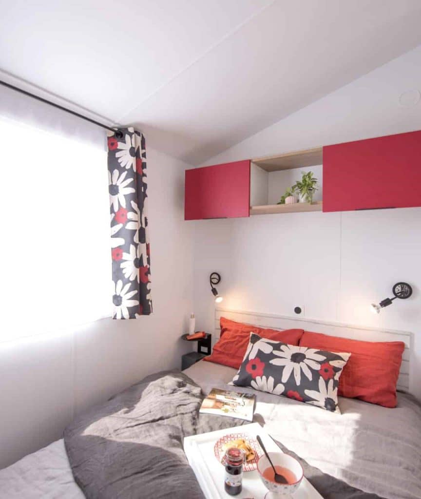 MHRIDEAU NIRVANA QUATTRO CHAMBRE PARENT AUVINET 300RVB 1 .jpg 1920px
